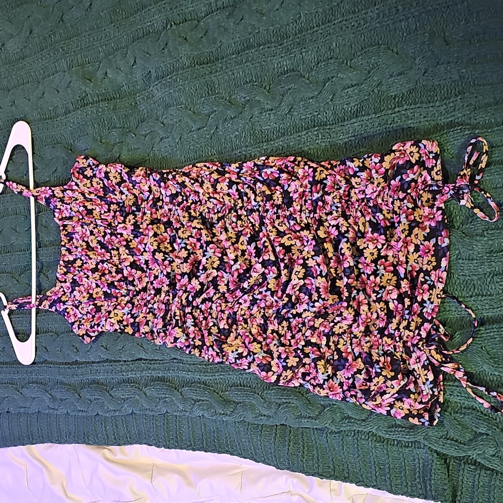 (Length shortening) DRESS size Med.